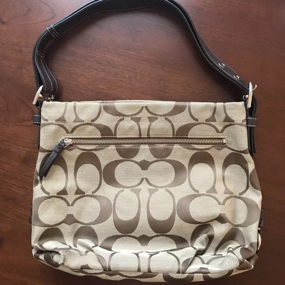 Coach F15067 Soho Duffle/Crossbody in Khaki & Gold - Picture 2 of 7